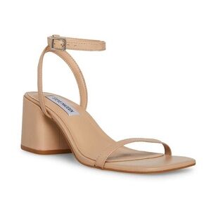 NWOT Steve Madden Audrina Heels Nude Size 8M